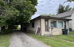 2802 S Hackley, Muncie, IN 47302