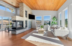 400 MAYA Way, Mosier, OR 97040