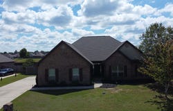 937 Aberdeen Dr, Cantonment, FL 32533