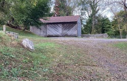 1050 PIKE SPRINGS RD #BARN, PHOENIXVILLE, PA 19460