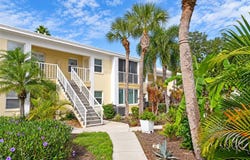 421 CERROMAR Terrace, VENICE, FL 34293