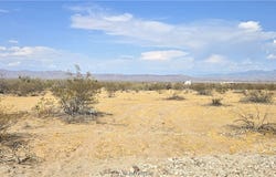 2916 S Pima Road, Golden Valley, AZ 86413