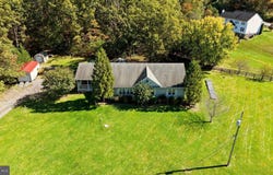 1564 PERRY Road, WINCHESTER, VA 22602