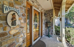 212 Hillcrest Road, Belton, MO 64012