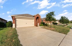 2427 Karnack Drive, Forney, TX 75126