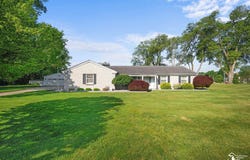 6579 Centennial Drive, Temperance, MI 48182