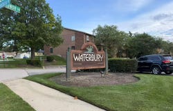 716 Prescott Drive, Roselle, IL 60172