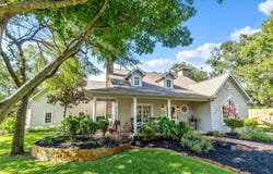 1020 Oak View Drive, Oak Point, TX 75068