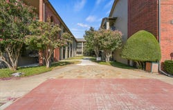 218 N Texas Boulevard, Denton, TX 76201