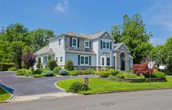8 Parkview Drive, Jericho, NY 11753