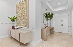 808 Brickell Key Dr, Miami, FL 33131