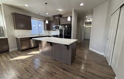 3746 SW MCKINLEY St, Gresham, OR 97080