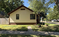 1109 Utah Ave SE, Huron, SD 57350