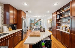 1432 CRESTRIDGE Drive, SILVER SPRING, MD 20910