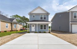 192 Cedar Street, Suffolk, VA 23434
