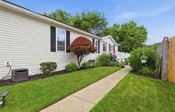 30 Denny Est, Harmar, PA 15238