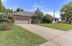 3111 W Sunset Street, Springfield, MO 65807