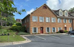 100 MACTANLY PL, STAUNTON, VA 24401