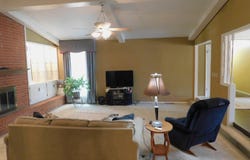 6220 Village Ln, Guymon, OK 73942