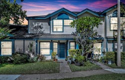 2810 CORNERSTONE Court, APOPKA, FL 32703