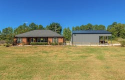 3393 Midway Road, Donaldson, AR 71941