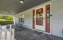 304 Shaddon Rd, Tellico Plains, TN 37385