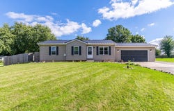6925 S 505 W, Topeka, IN 46571