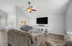 4224 E AMBERWOOD Drive, Phoenix, AZ 85048