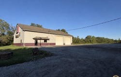 1401 K-4 HWY, Valley Falls, KS 66088