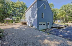 145 County Road, Bedford, NH 03110
