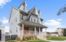 600 W Mechanic Street, New Buffalo, MI 49117