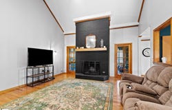 102 Chestnut Hill, Laurens, SC 29360