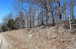 F Highway, Sunrise Beach, MO 65079