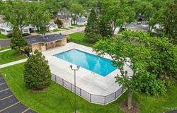 224 Big Peninsula Road, Elgin, IL 60123