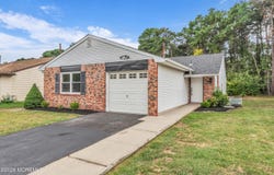 18 Whitecap Way, Brick, NJ 08723