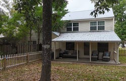 180 Fairway woods Dr., Ozark, AL 36360