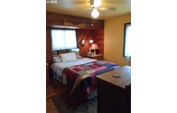 1905 WILLAMETTE Ave NE, Albany, OR 97321
