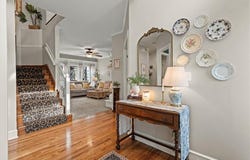 2804 SE BINGHAM Place, Lee's Summit, MO 64063