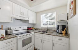 404 E ORLANDO Avenue, OCOEE, FL 34761