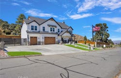 5548 Locarno, Wrightwood, CA 92397