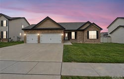 608 Monarch Drive, O'Fallon, IL 62269