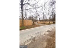 3738 DAMASCUS RD, GAITHERSBURG, MD 20882