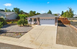 403 Apple Way, Selah, WA 98942