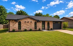132 Yorkshire Drive, Cedar Hill, TX 75104