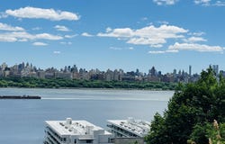 8800 BLVD E, North Bergen, NJ 07047