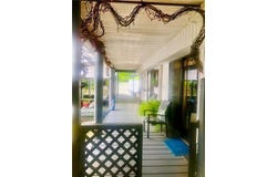 32747 CYPRESS Drive, Springfield, LA 70462