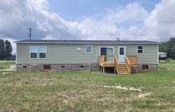 662 Black Branch Rd., Dillon, SC 29536
