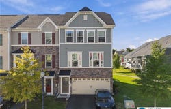 2433 Emanuel Court, Bethlehem Twp, PA 18045