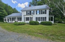 673 VT Rte 121 E, Grafton, VT 05146