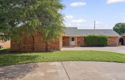 2209 Rice Drive, Levelland, TX 79336